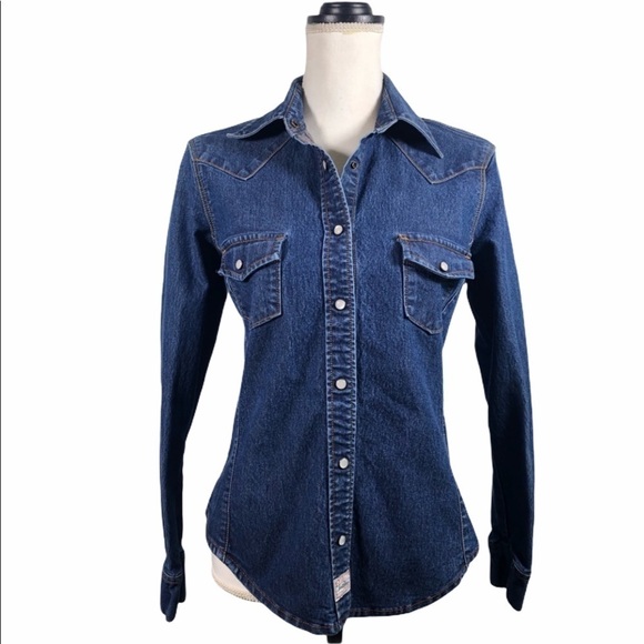 Signature by Levi Strauss Jackets & Blazers - LEVI Strauss Signature Denim Shirt Jacket